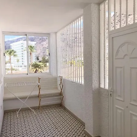 Con Impresionantes Vistas En Gigantes - Crab Island Apartman